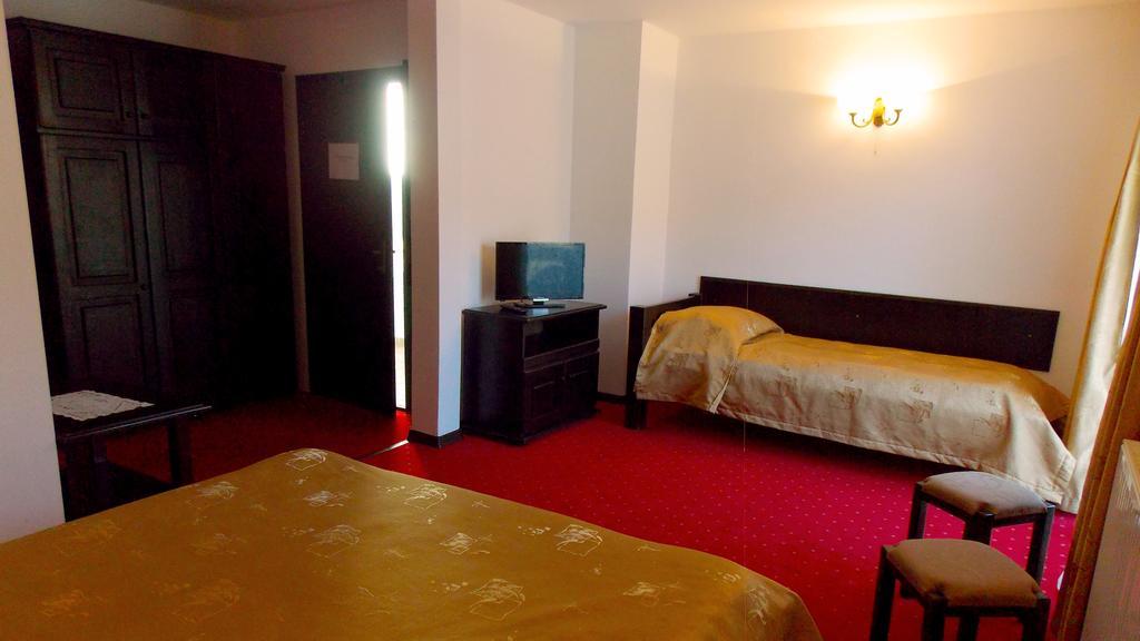 Casa Olteanu Pension Moieciu de Jos Kamer foto